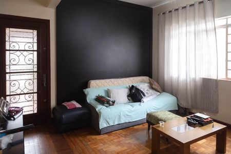 Casa à venda com 500m², 5 quartos e 5 vagas Casa à venda com 500m², 5 quartos e 5 vagasSala