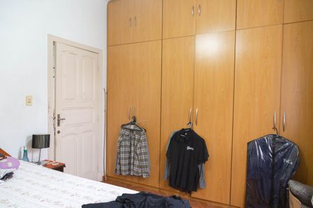 Casa à venda com 500m², 5 quartos e 5 vagas Casa à venda com 500m², 5 quartos e 5 vagasQuarto 3