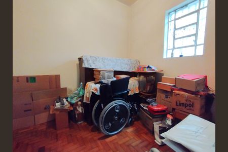 Casa à venda com 500m², 5 quartos e 5 vagas Casa à venda com 500m², 5 quartos e 5 vagasQuarto 4