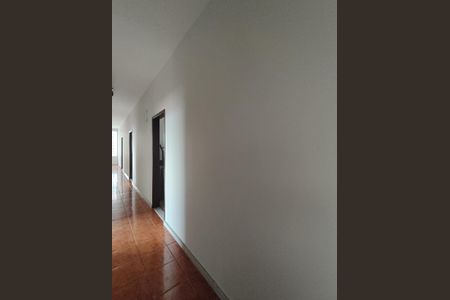 Apartamento para alugar com 250m², 5 quartos e sem vagaCorredor