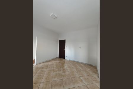 Apartamento para alugar com 250m², 5 quartos e sem vagaSala