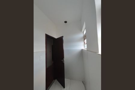 Apartamento para alugar com 250m², 5 quartos e sem vagaLavanderia