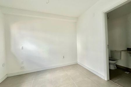 Studio à venda com 28m², 1 quarto e sem vaga Studio à venda com 28m², 1 quarto e sem vagaSala/Quarto