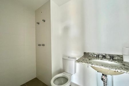 Studio à venda com 28m², 1 quarto e sem vaga Studio à venda com 28m², 1 quarto e sem vagaBanheiro