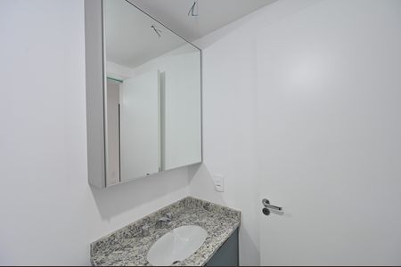 Apartamento à venda com 28m², 1 quarto e sem vagaBanheiro social 