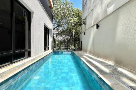 Apartamento à venda com 28m², 1 quarto e sem vagaPiscina