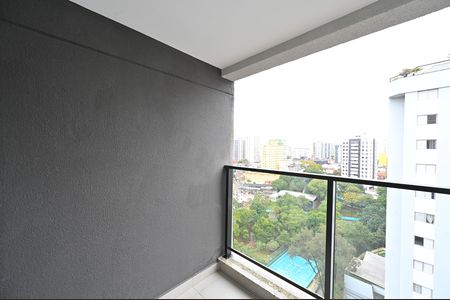 Varanda da sala de apartamento para alugar com 1 quarto, 28m² em Chácara Inglesa, São Paulo