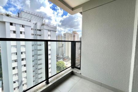Studio à venda com 28m², 1 quarto e sem vaga Studio à venda com 28m², 1 quarto e sem vagaVaranda