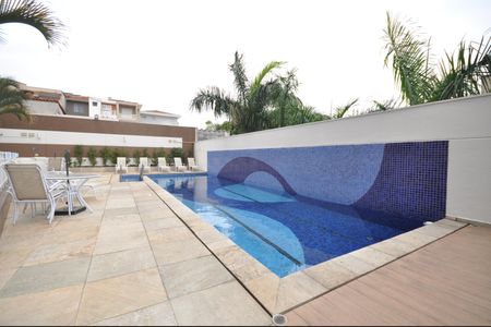 Apartamento à venda com 70m², 2 quartos e 1 vagaÁrea comum - Piscina