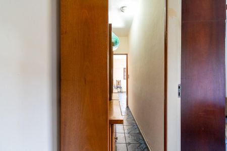 Casa à venda com 300m², 3 quartos e 3 vagasCorredor