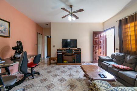 Casa à venda com 300m², 3 quartos e 3 vagasSala