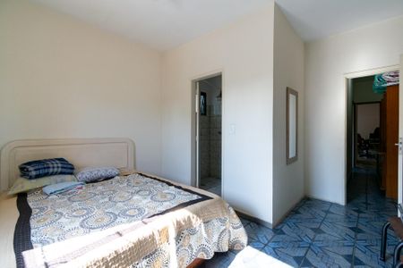 Casa à venda com 300m², 3 quartos e 3 vagasSuíte