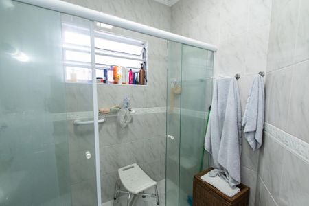 Casa à venda com 250m², 3 quartos e 3 vagasBanheiro da suíte 3