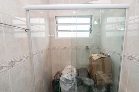 Casa à venda com 250m², 3 quartos e 3 vagasBanheiro da suíte 1