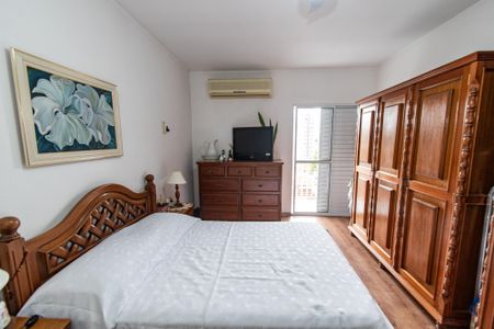 Casa à venda com 250m², 3 quartos e 3 vagasSuíte 3