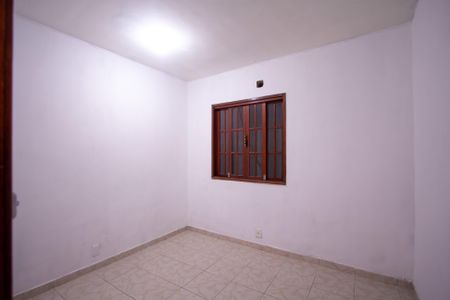 Quarto 2 de casa para alugar com 2 quartos, 70m² em Santa Catarina, São Gonçalo