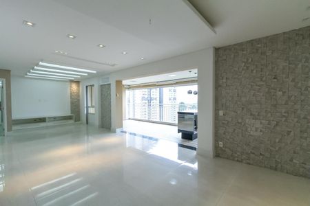 Apartamento à venda com 155m², 3 quartos e 3 vagas Apartamento à venda com 155m², 3 quartos e 3 vagasSala