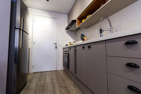 Apartamento à venda com 27m², 1 quarto e sem vaga Apartamento à venda com 27m², 1 quarto e sem vagaCozinha e Área de Serviço