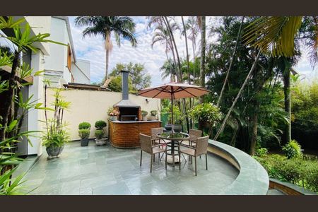 Casa à venda com 380m², 3 quartos e 4 vagas Casa à venda com 380m², 3 quartos e 4 vagasFoto 12