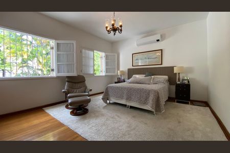 Casa à venda com 380m², 3 quartos e 4 vagas Casa à venda com 380m², 3 quartos e 4 vagasFoto 30