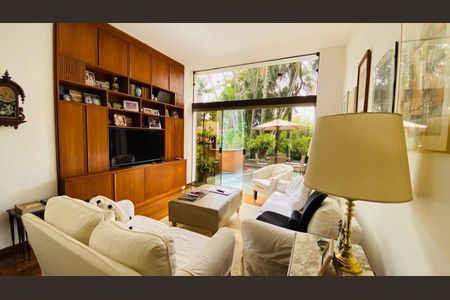 Casa à venda com 380m², 3 quartos e 4 vagas Casa à venda com 380m², 3 quartos e 4 vagasFoto 04