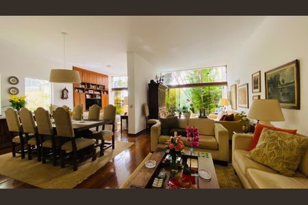 Casa à venda com 380m², 3 quartos e 4 vagas Casa à venda com 380m², 3 quartos e 4 vagasFoto 01