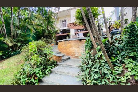 Casa à venda com 380m², 3 quartos e 4 vagas Casa à venda com 380m², 3 quartos e 4 vagasFoto 18