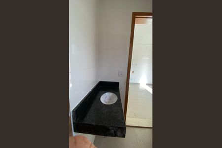 Apartamento à venda com 67m², 2 quartos e 1 vaga Apartamento à venda com 67m², 2 quartos e 1 vagaBanheiro da Suíte