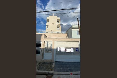 Apartamento à venda com 67m², 2 quartos e 1 vaga Apartamento à venda com 67m², 2 quartos e 1 vagaFachada