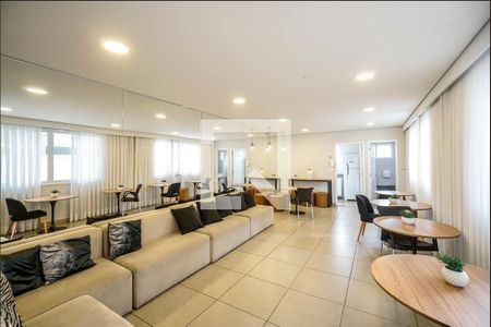 Apartamento à venda com 33m², 2 quartos e sem vaga Apartamento à venda com 33m², 2 quartos e sem vagaSalão de festas