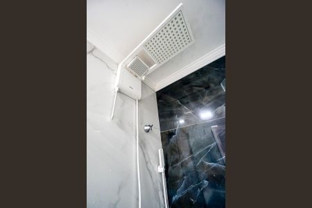 Apartamento à venda com 33m², 2 quartos e sem vaga Apartamento à venda com 33m², 2 quartos e sem vagaChuveiro