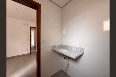 Apartamento à venda com 63m², 2 quartos e 1 vaga Apartamento à venda com 63m², 2 quartos e 1 vagaBanheiro da Suíte