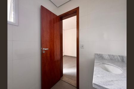 Apartamento à venda com 63m², 2 quartos e 1 vaga Apartamento à venda com 63m², 2 quartos e 1 vagaBanheiro da Suíte