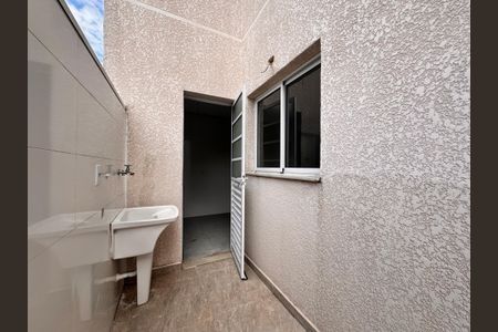 Apartamento à venda com 63m², 2 quartos e 1 vaga Apartamento à venda com 63m², 2 quartos e 1 vagaÁrea de Serviço