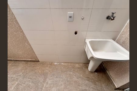 Apartamento à venda com 63m², 2 quartos e 1 vaga Apartamento à venda com 63m², 2 quartos e 1 vagaÁrea de Serviço