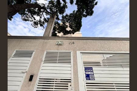 Apartamento à venda com 63m², 2 quartos e 1 vaga Apartamento à venda com 63m², 2 quartos e 1 vagaFachada + Plaquinha