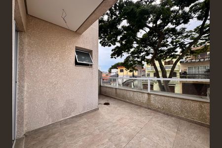 Apartamento à venda com 63m², 2 quartos e 1 vaga Apartamento à venda com 63m², 2 quartos e 1 vagaVaranda