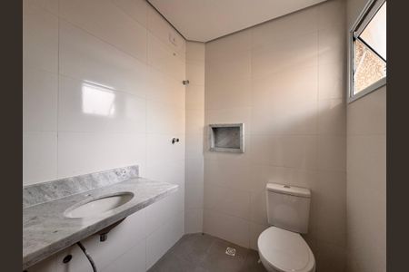 Apartamento à venda com 63m², 2 quartos e 1 vaga Apartamento à venda com 63m², 2 quartos e 1 vagaBanheiro da Suíte