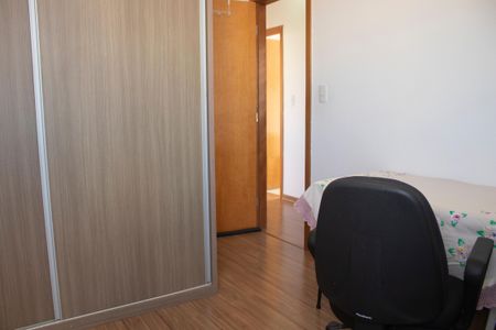 Apartamento à venda com 72m², 3 quartos e 2 vagas Apartamento à venda com 72m², 3 quartos e 2 vagasQuarto 2