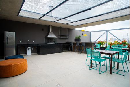Apartamento para alugar com 33m², 1 quarto e sem vaga Apartamento para alugar com 33m², 1 quarto e sem vagaÁrea comum - Churrasqueira