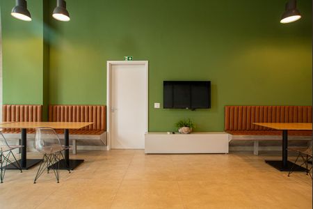 Apartamento para alugar com 33m², 1 quarto e sem vaga Apartamento para alugar com 33m², 1 quarto e sem vagaÁrea comum - Salão de festas