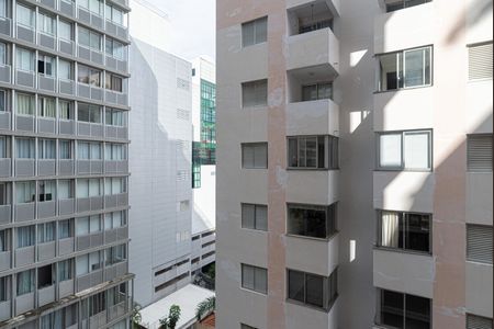 Apartamento para alugar com 33m², 1 quarto e sem vaga Apartamento para alugar com 33m², 1 quarto e sem vagaVista da Varanda da Sala