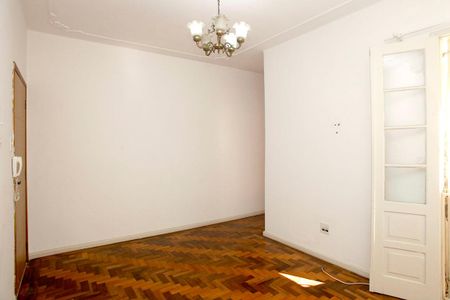 Apartamento à venda com 48m², 1 quarto e sem vagaSala