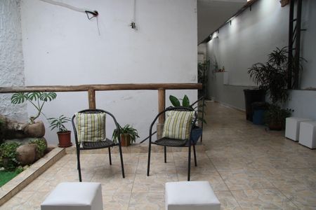 Casa à venda com 250m², 3 quartos e 3 vagasQuintal