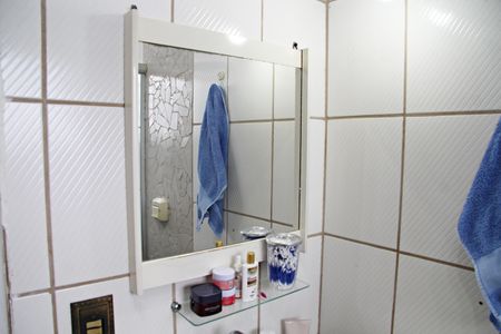 Casa à venda com 250m², 3 quartos e 3 vagasBanheiro da Suíte 2