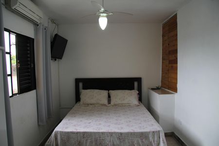 Casa à venda com 250m², 3 quartos e 3 vagasSuíte 2