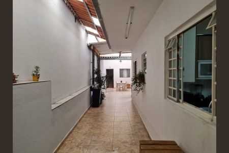 Casa à venda com 250m², 3 quartos e 3 vagas Casa à venda com 250m², 3 quartos e 3 vagasQuintal