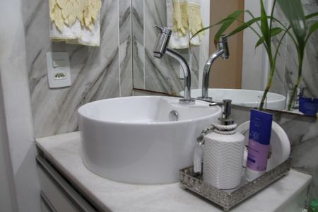 Casa à venda com 250m², 3 quartos e 3 vagasBanheiro Social