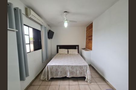 Casa à venda com 250m², 3 quartos e 3 vagas Casa à venda com 250m², 3 quartos e 3 vagasSuíte 2