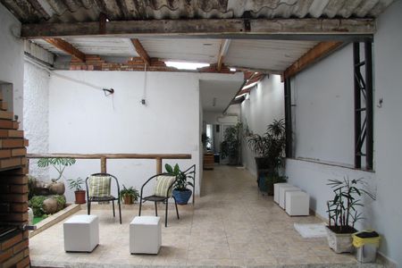 Casa à venda com 250m², 3 quartos e 3 vagasQuintal